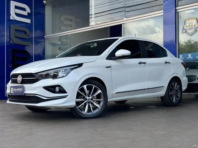 Carro Fiat Cronos 2019 1.8 Precision E.Torq AT6 (Flex)