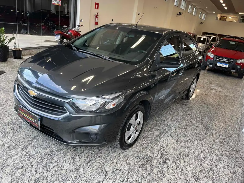 Chevrolet Onix 1.0 LT SPE/4