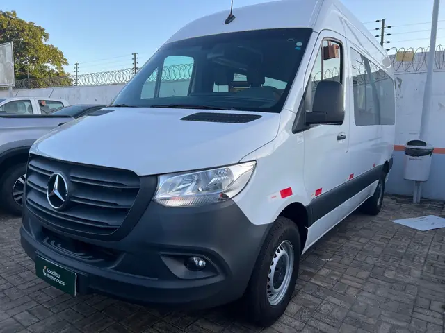 Carro Mercedes-Benz Sprinter 2024 417 VAN L.T.B 16L Diesel( E6)