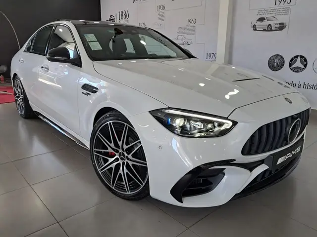 Carro Mercedes-Benz C 63 AMG 2024 S E-Performance