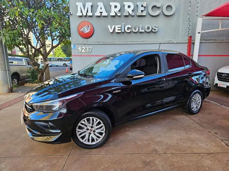 Fiat Cronos 1.8 Drive (Aut) (Flex)