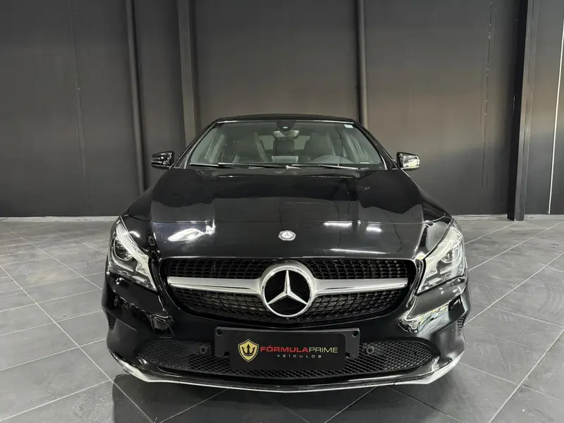 Mercedes-Benz Classe CLA CLA 200 Vision DCT (Flex)