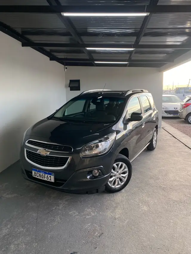 Carro Chevrolet Spin 2018 LTZ 7S 1.8 (Flex)