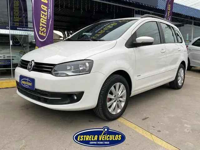Carro Volkswagen SpaceFox 2012 1.6 8V Trend (Flex)