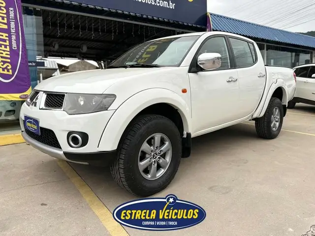 Carro Mitsubishi L200 Triton 2013 3.2 DI-D 4x4