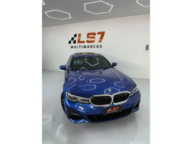 Carro BMW 330e 2022 M Sport 2.0 Turbo Híbrido (Aut)