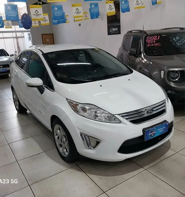 Carro Ford New Fiesta Hatch 2013 SE 1.6 16V (Flex)