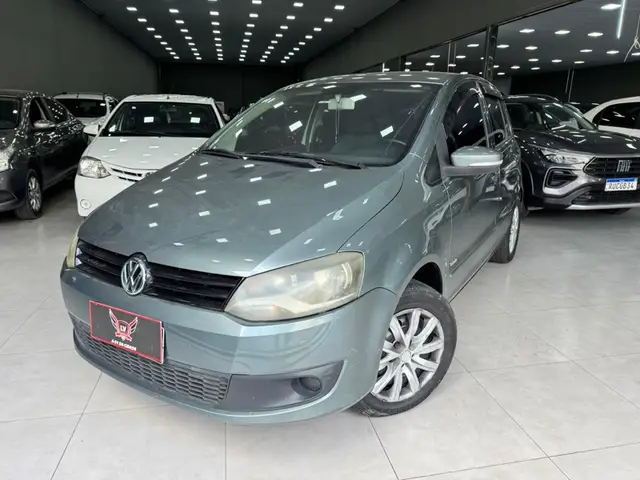 Carro Volkswagen Fox 2011 1.0 8V (Flex) 2p