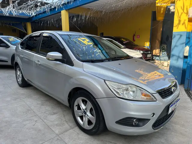 Carro Ford Focus Hatch 2012 GL 1.6 16V (Flex)