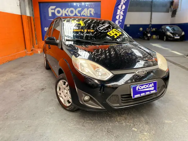 Carro Ford Fiesta Sedan 2014 SE 1.6 Rocam (Flex)