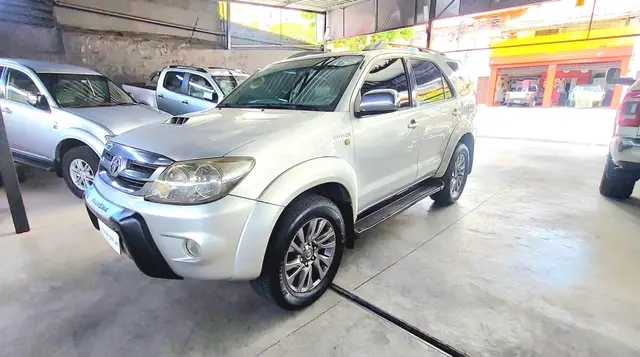 Carro Toyota Hilux SW4 2006 SRV 4x4 3.0 Turbo  (aut)