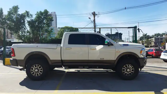 Carro RAM 3500 2022 Limited Longhorn 6.7