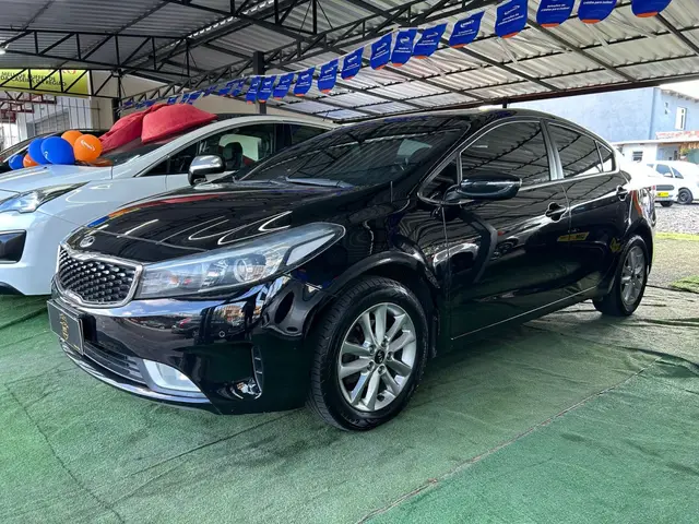 Carro Kia Cerato 2017 SX 1.6 (Aut) (Flex)