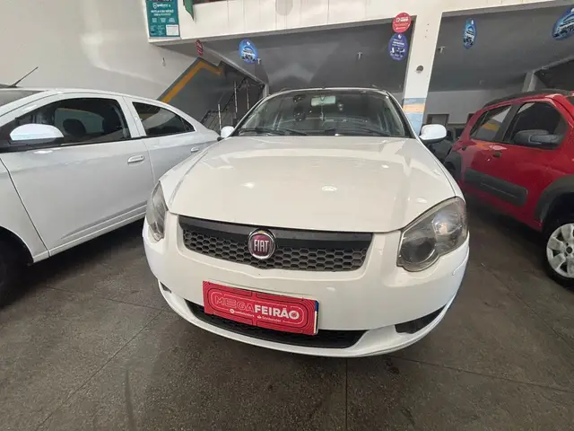 Carro Fiat Strada 2015 Trekking 1.6 16V (Flex) (Cabine Dupla)
