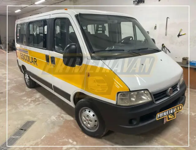 Carro Fiat Ducato 2014 2.3 TDI (Teto Alto) 16L Minibus