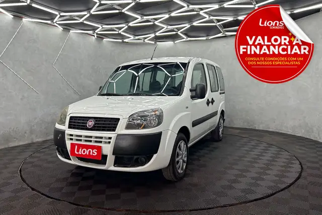 Carro Fiat Doblò 2020 Essence 1.8 16V (Flex)