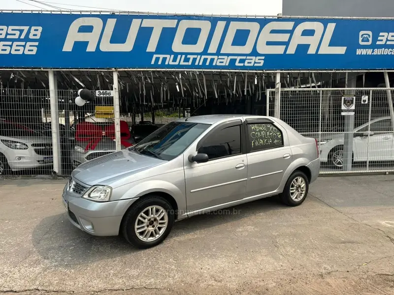 Renault Logan Authentique 1.0 16V (flex)