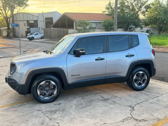Carro Jeep Renegade 2020 1.8 4x2 (Aut) (Flex) (PCD)