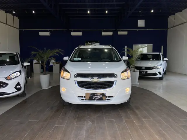Carro Chevrolet Spin 2016 LTZ 7S 1.8 (Flex) (Aut)