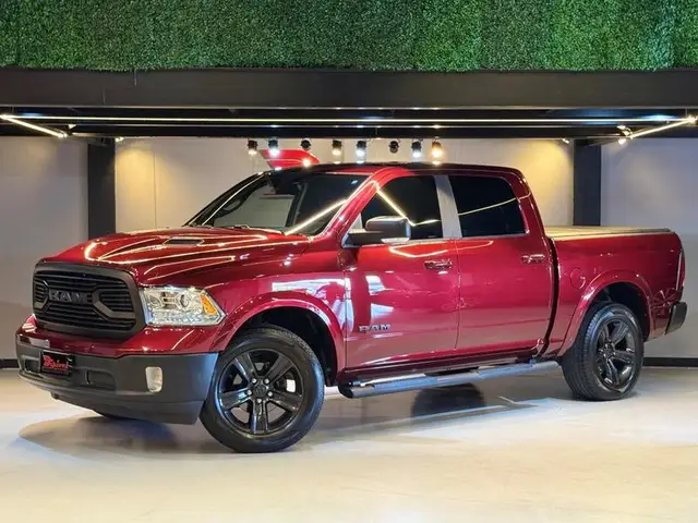 Carro RAM Classic 2022 Laramie 5.7