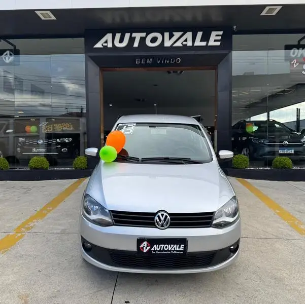Carro Volkswagen Fox 2013 1.6 VHT I-Motion (Flex)