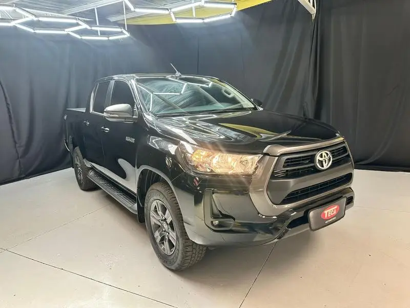 Toyota Hilux Cabine Dupla SR 4x4 2.8 Diesel