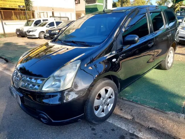 Carro Nissan Grand Livina 2010 1.8 16V (flex)