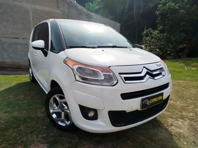 Carro Citroën C3 Picasso 2013 GLX 1.5 8V (Flex)