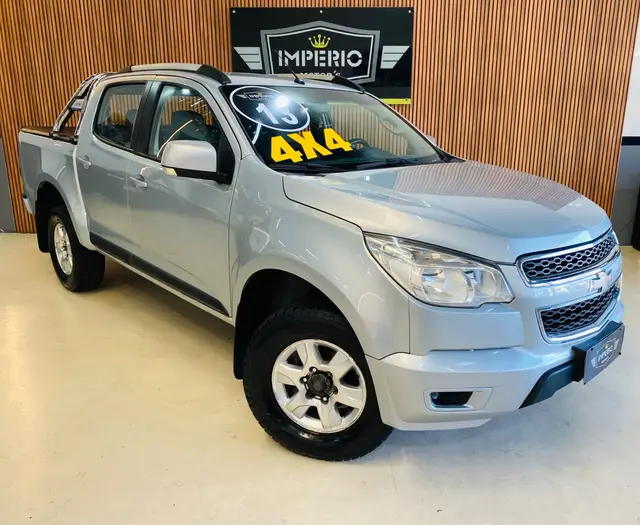Carro Chevrolet S10 Cabine Dupla 2013 S10 2.8 CTDI LT 4WD (Cabine Dupla)