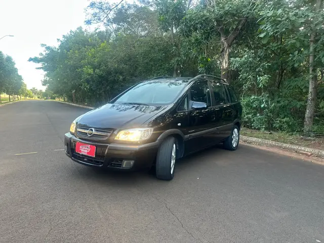 Carro Chevrolet Zafira 2010 Elegance 2.0 (Flex)