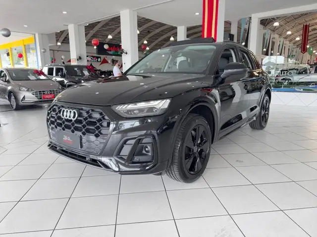 Carro Audi Q5 2023 S-Line Black 2.0 TFSI Quat. S-Tronic