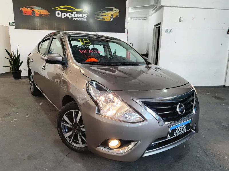 Nissan Versa 1.6 16V SL FlexStart CVT (Flex)