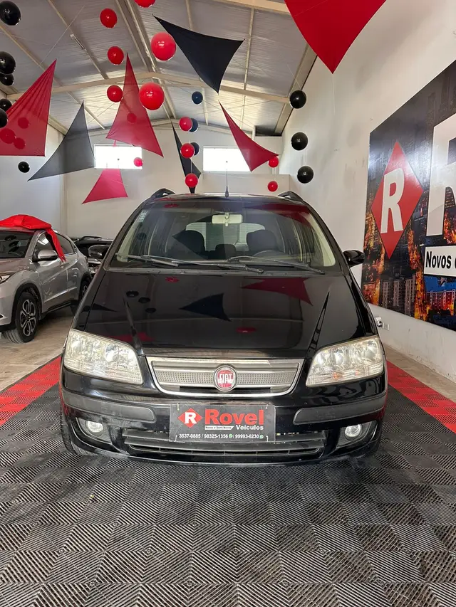Carro Fiat Idea 2010 ELX 1.4 (Flex)