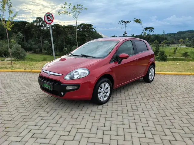 Carro Fiat Punto 2013 Attractive 1.4 (Flex)