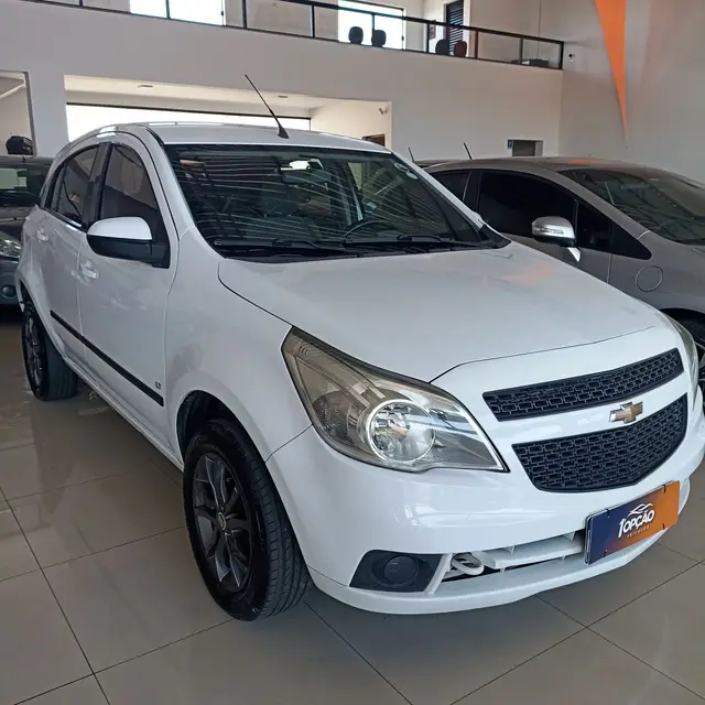 Carro Chevrolet Agile 2011 LT 1.4 8V (Flex)
