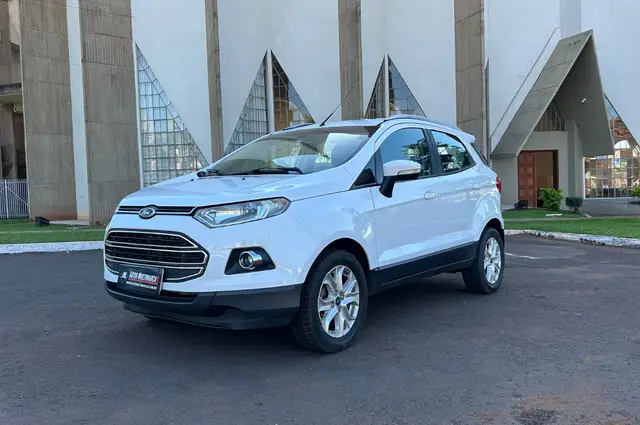 Carro Ford EcoSport 2015 Ecosport Titanium 2.0 16V Powershift (Flex)