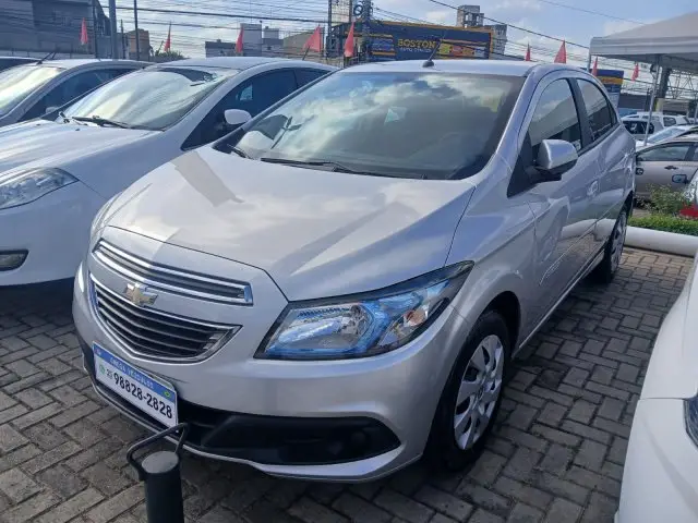Carro Chevrolet Onix 2016 1.4 LT SPE/4