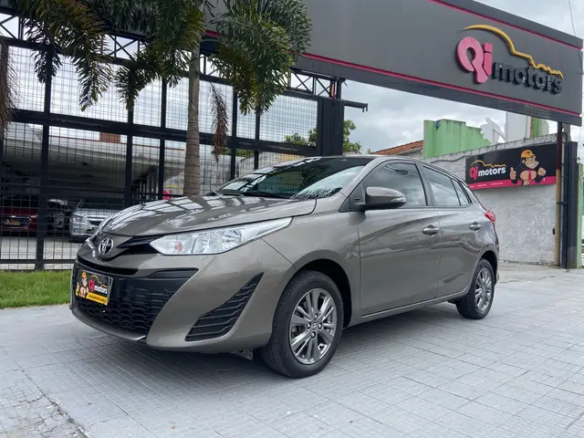 Carro Toyota Yaris 2020 1.5 XL Plus Connect CVT (Flex)