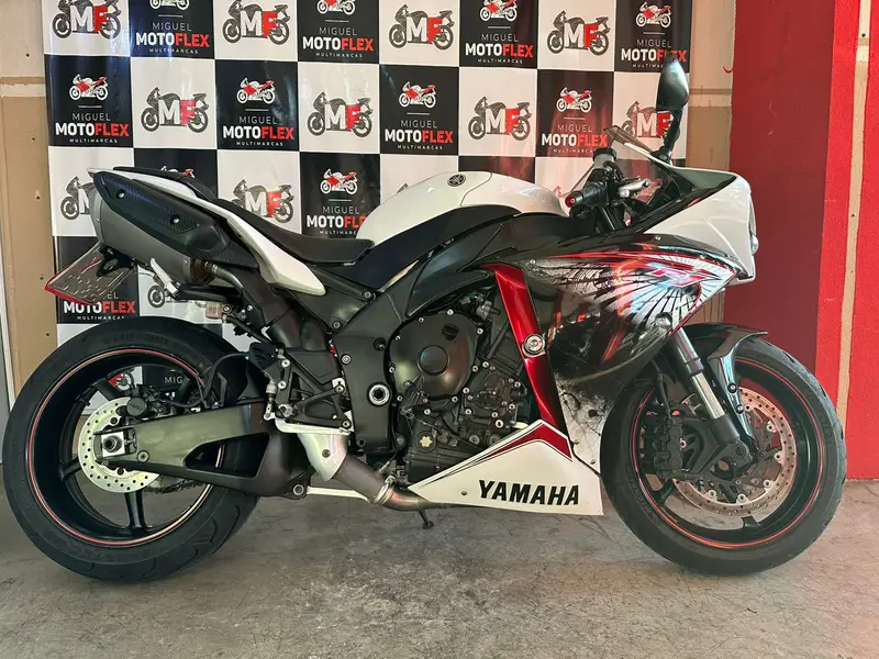 Yamaha YZF R1 1000 cc