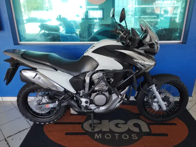 Carro Honda XL 700V 2014 Transalp