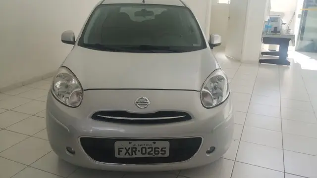 Carro Nissan March 2014 1.6 16V S (Flex)