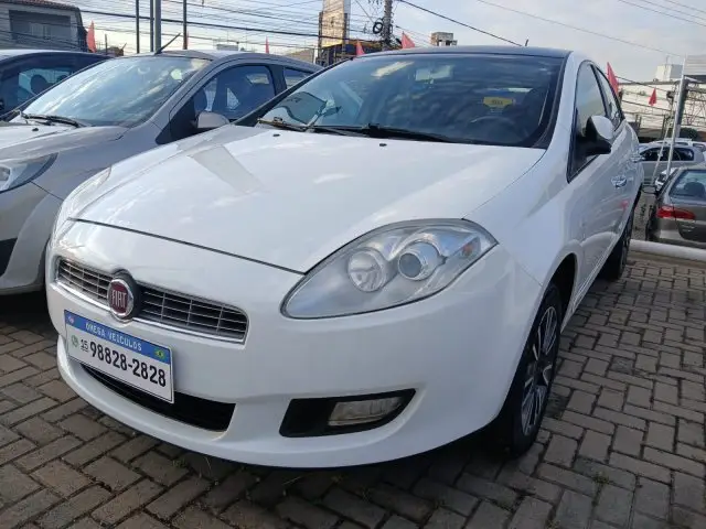 Carro Fiat Bravo 2014 Essence 1.8 16V (Flex)