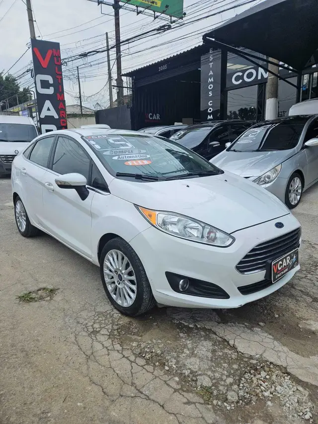 Carro Ford New Fiesta Sedan 2015 1.6 Titanium PowerShift (Flex)
