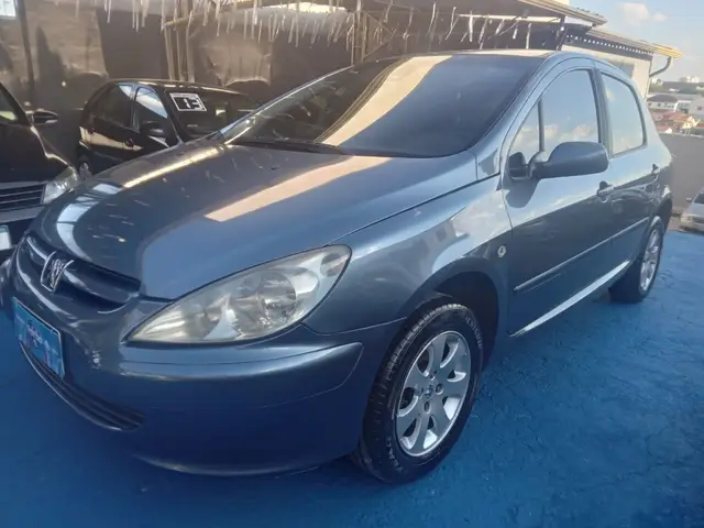 Carro Peugeot 307 2006 Hatch. Feline 2.0 16V (aut)