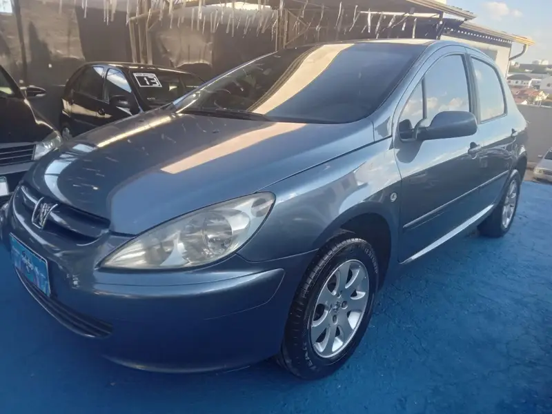 Peugeot 307 Hatch. Feline 2.0 16V (aut)