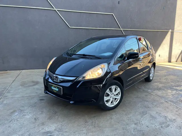 Carro Honda Fit 2013 LX 1.4 (flex)