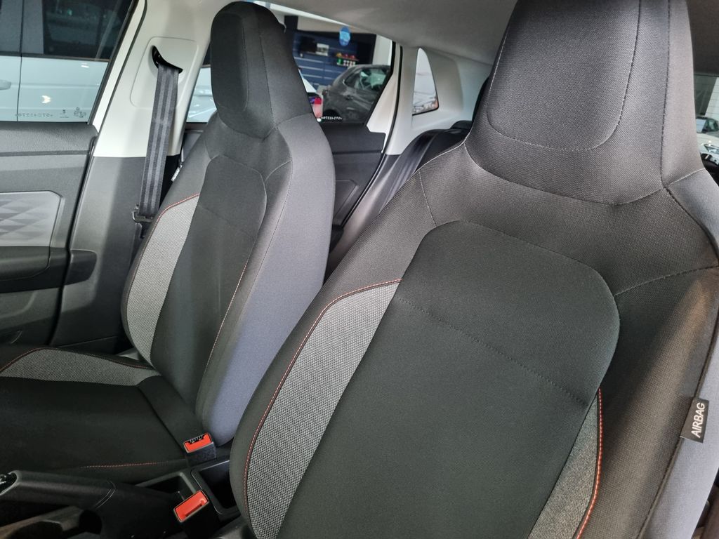 Polo Track 1.0 Flex 12V 5p