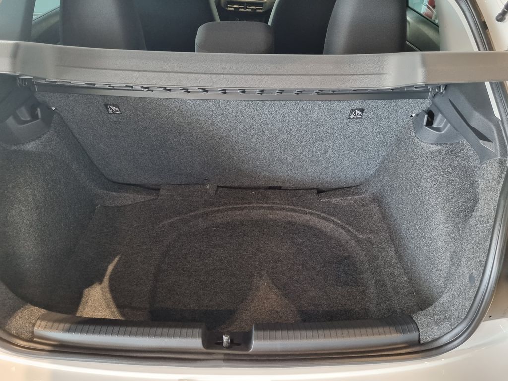 Polo Track 1.0 Flex 12V 5p