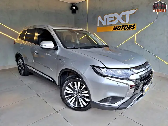 Carro Mitsubishi Outlander 2021 3.0 HPE-S 4WD CVT