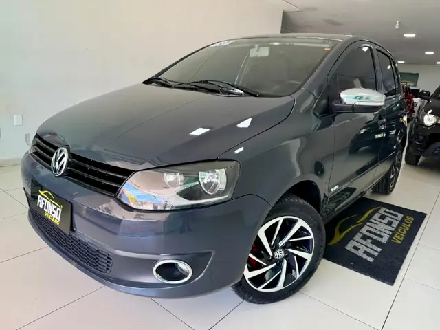 Carro Volkswagen Fox 2012 1.0 8V (Flex) 2p